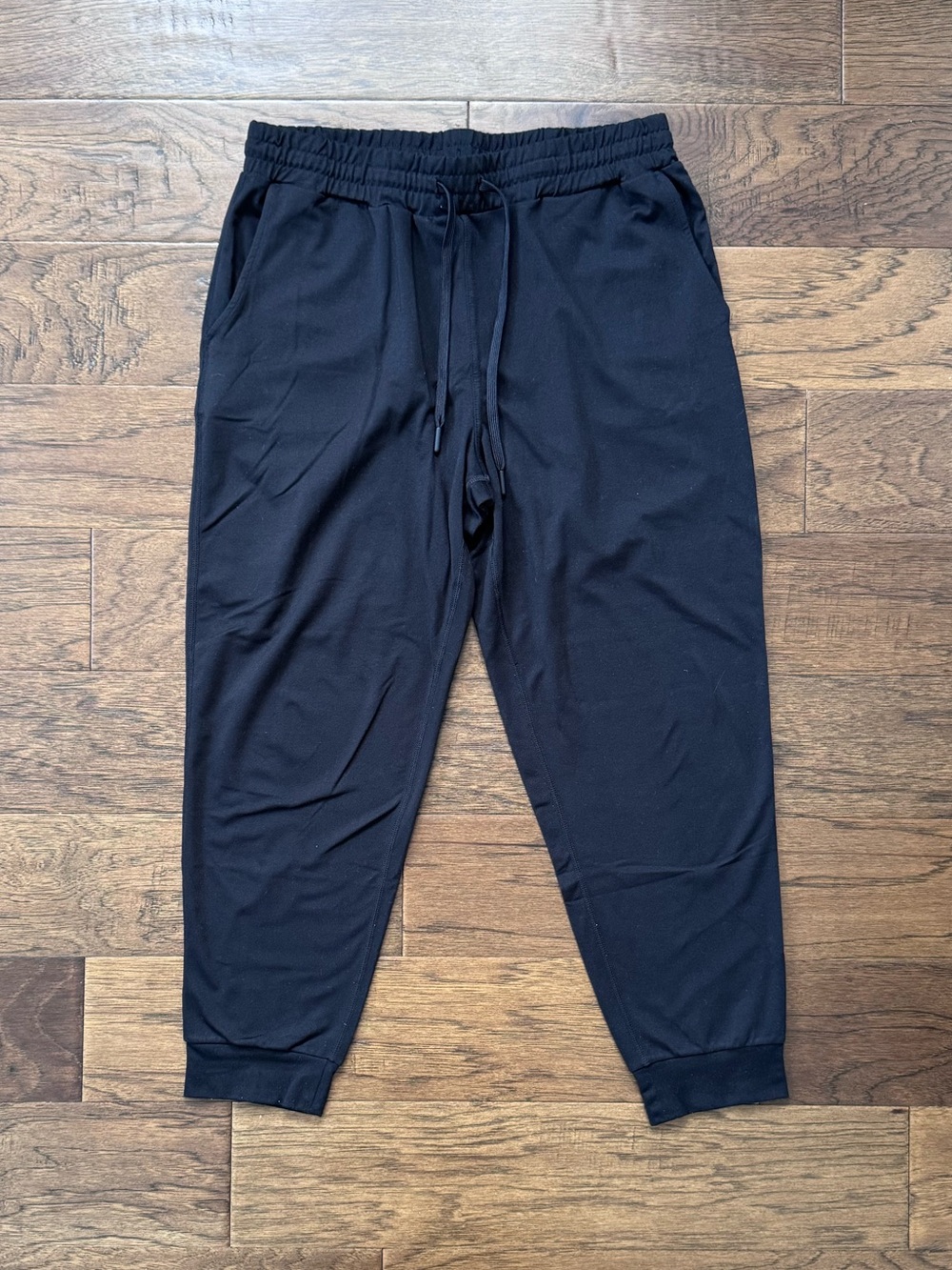 NWOT Quince Flowknit Mid Rise Joggers Black Size Medium